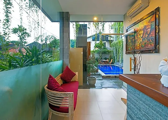 ホテル Vansari Seminyak 3*